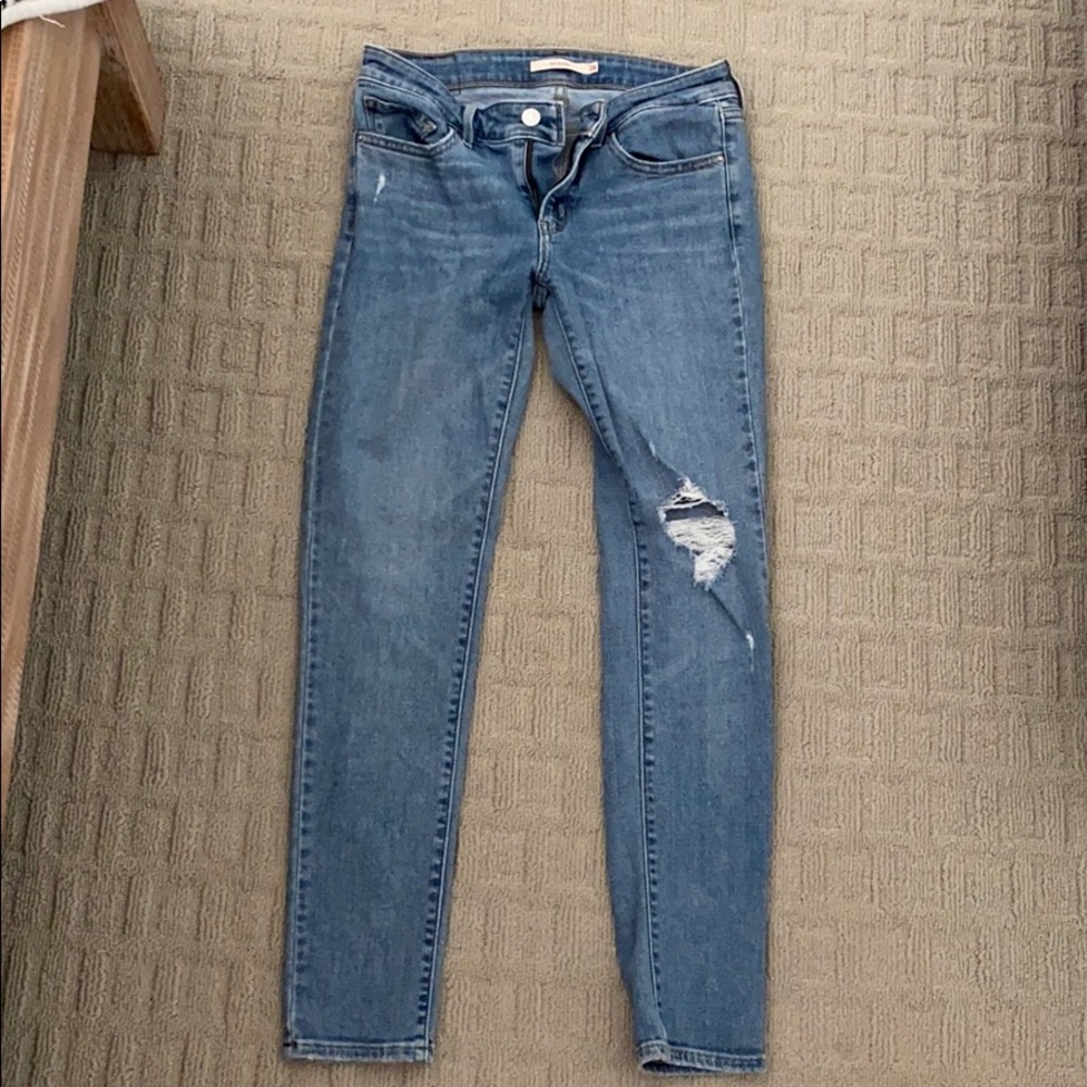Levi’s 711 skinny jeans